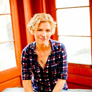 Catie Curtis -- songwriter and performer